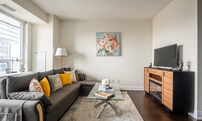 Willowdale Condo | GLOBALSTAY. Elegance in peonies 23 Floor 1Br. Free Parking