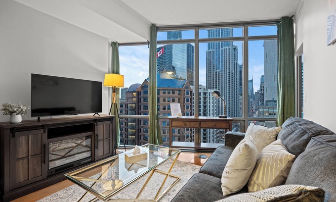Bay Cloverhill Condo | GLOBALSTAY. High Floor 1BR View Downtown