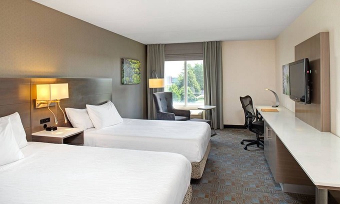 Clearview Hotel | Hilton Garden Inn Toronto/Oakville