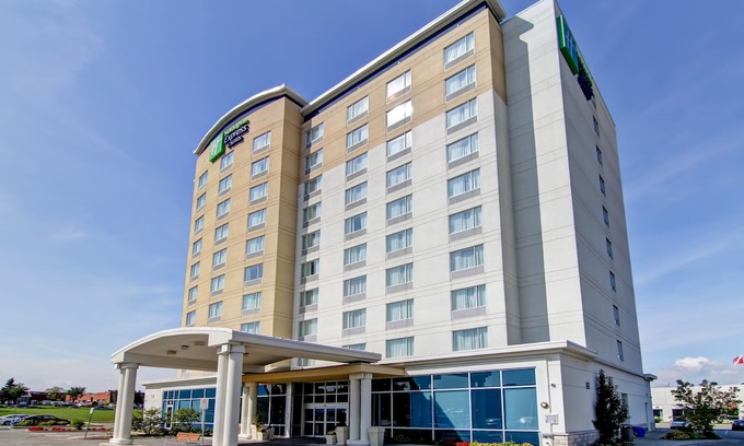 Richmond Hill Hotel | Holiday Inn Express Hotel & Suites Toronto - Markham, an IHG Hotel