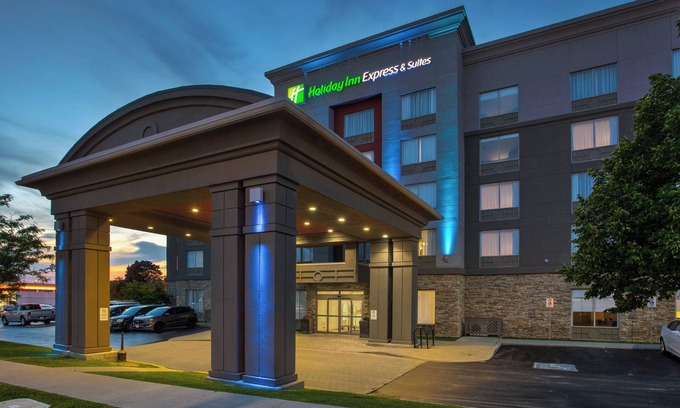 Rideau Heights Hotel | Holiday Inn Express & Suites Kingston Central by IHG