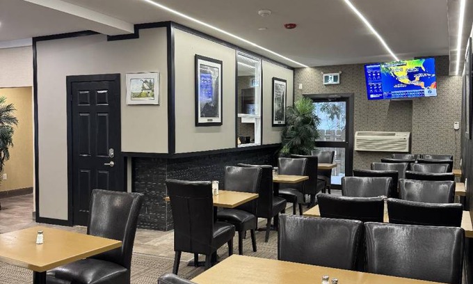 Algoma District Hotel | Hotel ∙ 8 guests