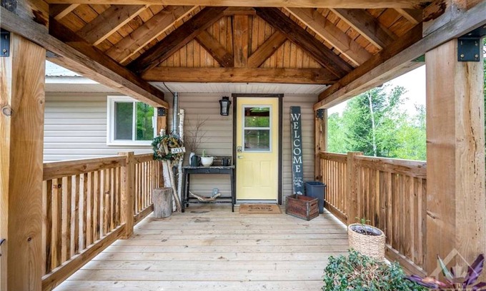 Madawaska Valley House | House ∙ 1 bedroom ∙ 8 guests