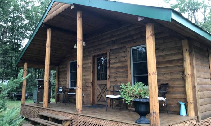 Ottawa Division House | House ∙ 2 bedrooms ∙ 4 guests