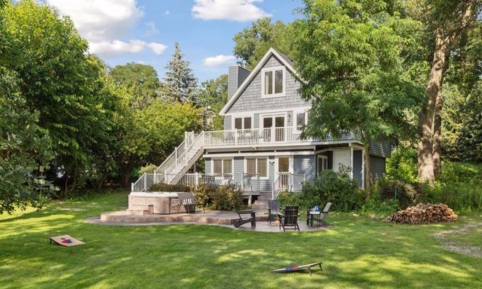 Ramsey County House | House ∙ 3 bedrooms ∙ 10 guests