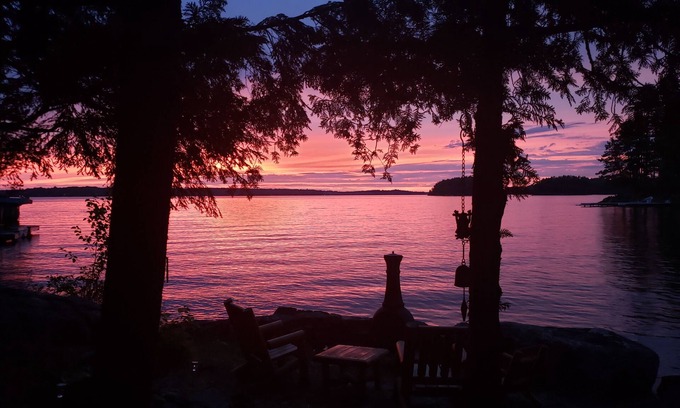 Bracebridge Cottage | Lake Muskoka, Browning Island, Bracebridge 2 BDR cottage, large bunkie. Sleeps 6