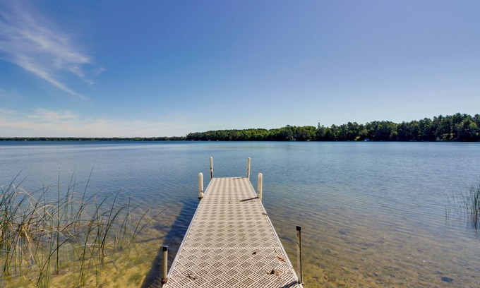 Emily Cabin | Lakefront Minnesota Escape w/Fire Pit & Boat Dock