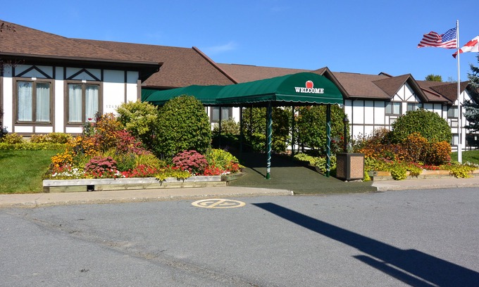 Morrisburg Hotel | McIntosh Country Inn & Conference Centre