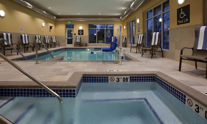 Kutzky Park House | Pampering Retreat near Quarry Hill Nature Center