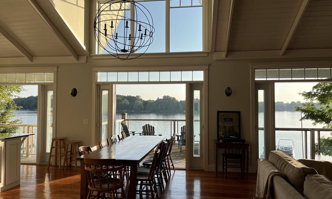 Grey Highlands Cottage | Peaceful waterfront family cottage on Lake Eugenia