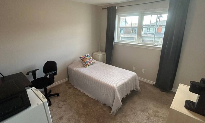 Ottawa Division Resort | Private room ∙ 1 guest