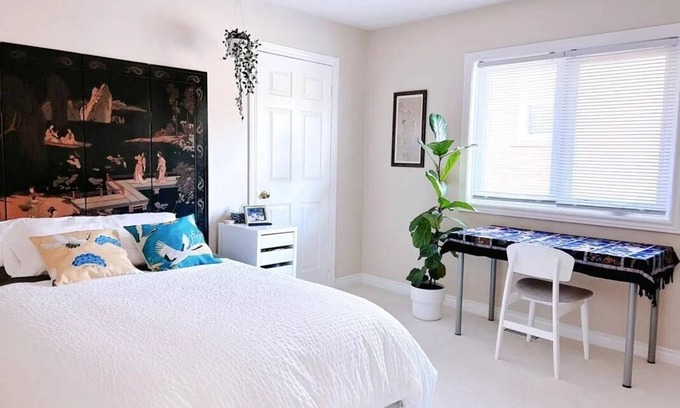 Erin Mills Resort | Private room ∙ 1 guest