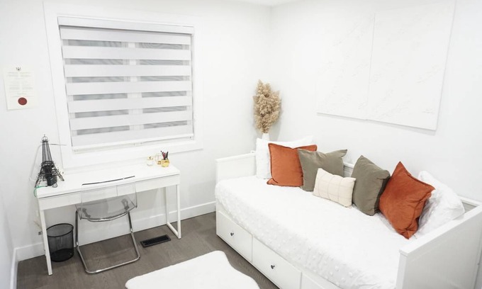 Rustic Resort | Private room ∙ 1 guest