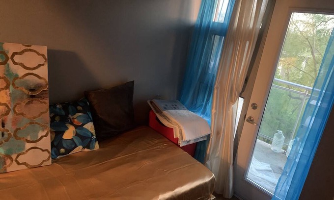 Weston Resort | Private room ∙ 1 guest