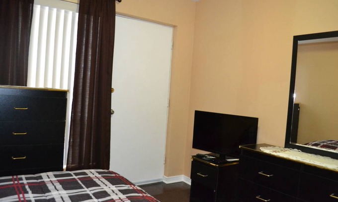 Emery Resort | Private room ∙ 2 guests