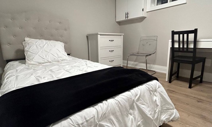 Emery Resort | Private room ∙ 2 guests