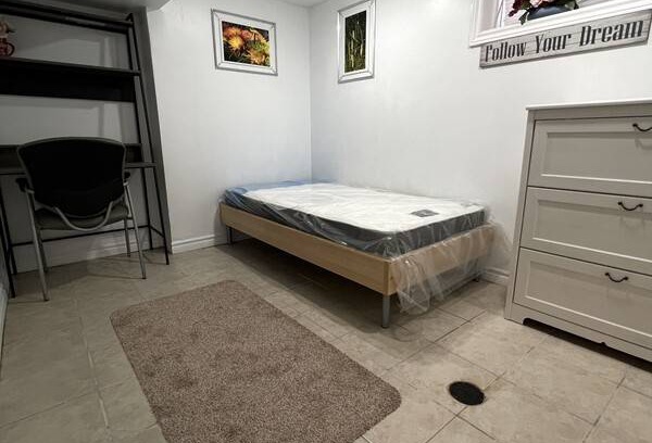 Old East York Resort | Private room ∙ 1 guest