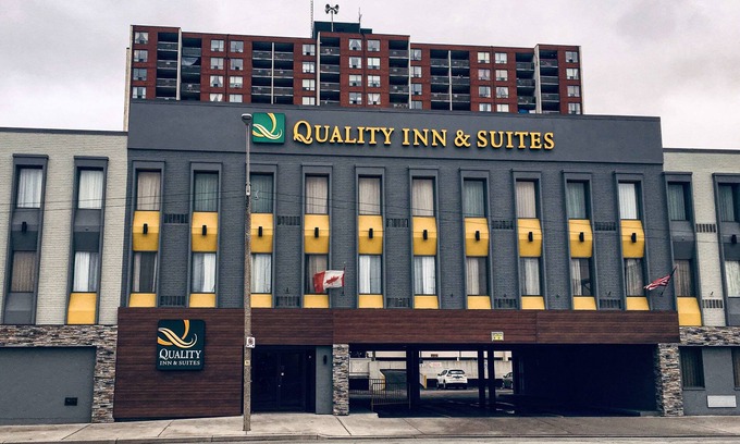 Windsor Hotel | Quality Inn & Suites Downtown