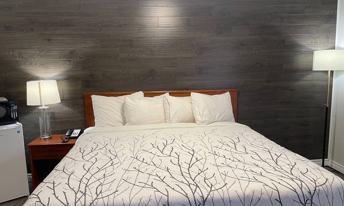 Midland Hotel | Silverstar Motel