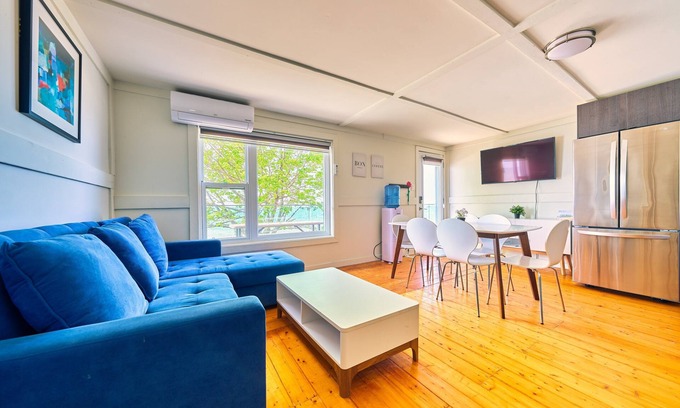 Wainfleet Cottage | Suite 207: Beautiful 2-Bedroom Beachfront Suite