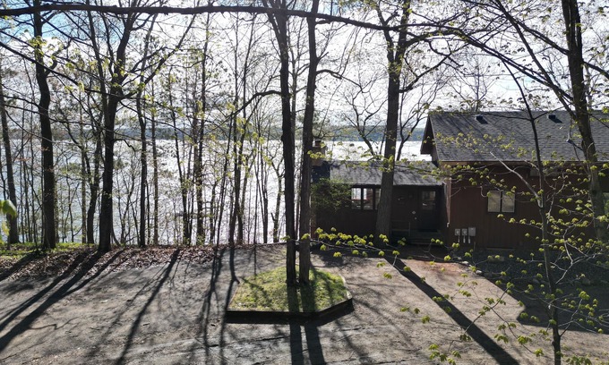 Deerwood Cabin | The Cuyuna "Retro Retreat" Family Lake Home