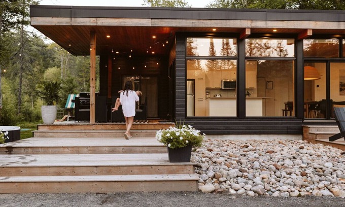Huntsville House | Wolegib Waterfront Retreat in Muskoka- Hot Tub!