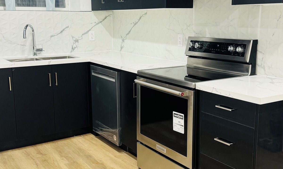 Caledon House | Experience modern luxury and comfort in our charming two bedroom apartment!