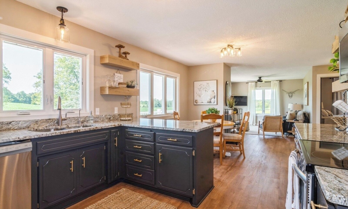 Milaca House | Charming 2-bedroom country home in Milaca!