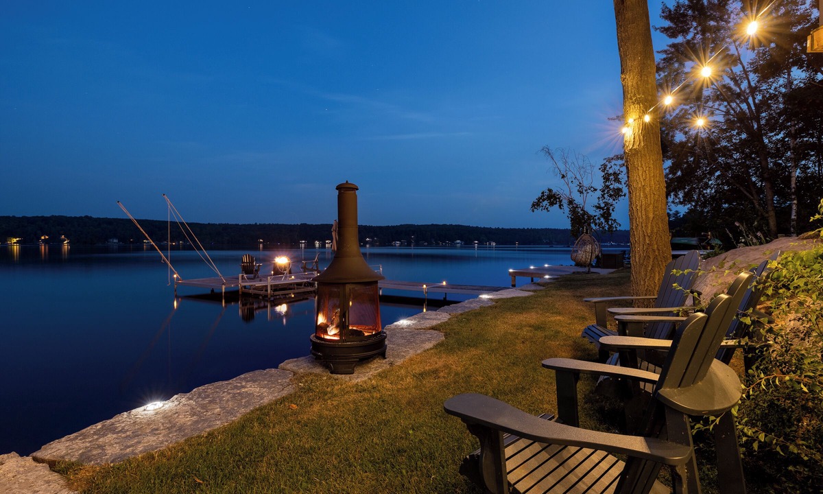 Trent Lakes Cottage | Relaxing Waterfront Oasis – Lakehouse on the Rocks