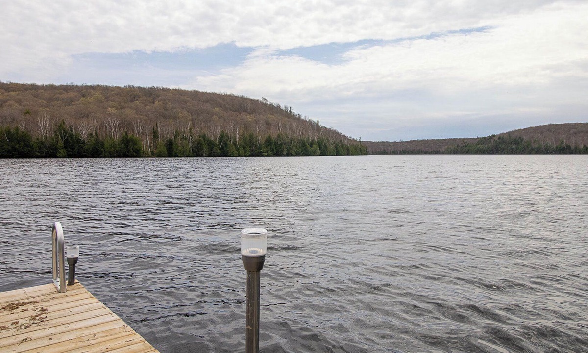 Faraday Cottage | Albion Lake Cottage - Five Bedroom Cottage, Sleeps 8