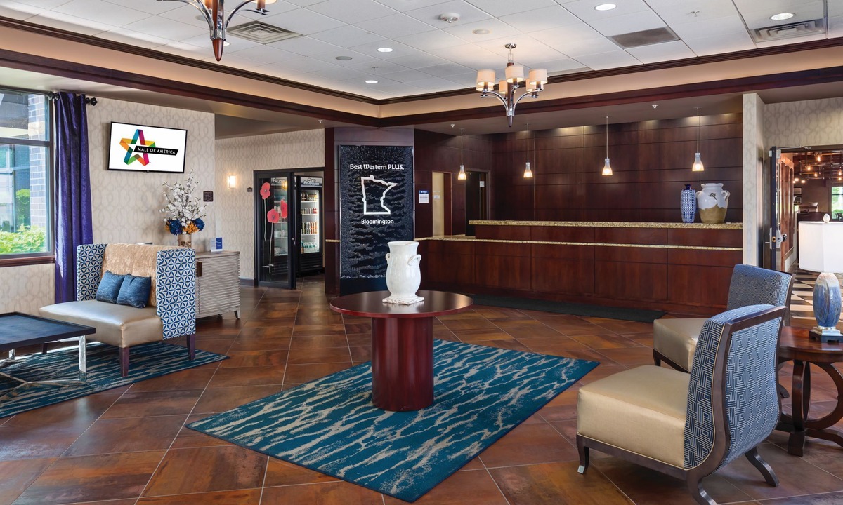South Loop House | Luxe Comfort Near the Mall: Free Airport Shuttle & Great Beds