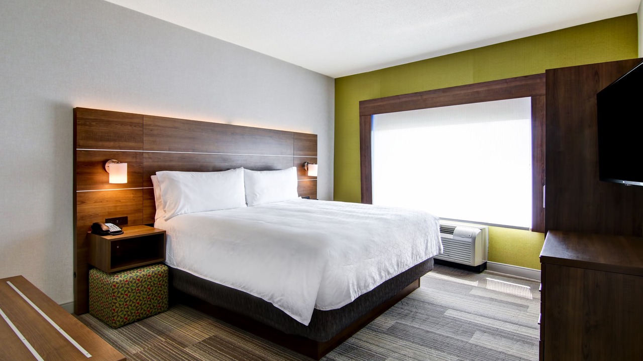 Photo of Bedroom in Richmond Hill