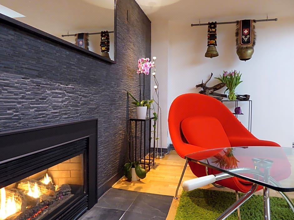 Photo of Livingroom in Downtown Ottawa