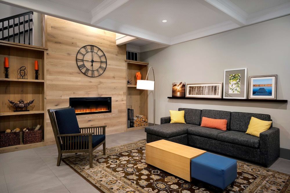 Photo of Livingroom in Albertville