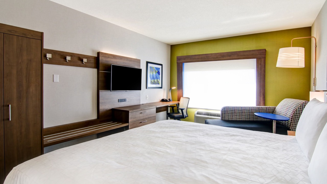 Photo of Bedroom in Richmond Hill
