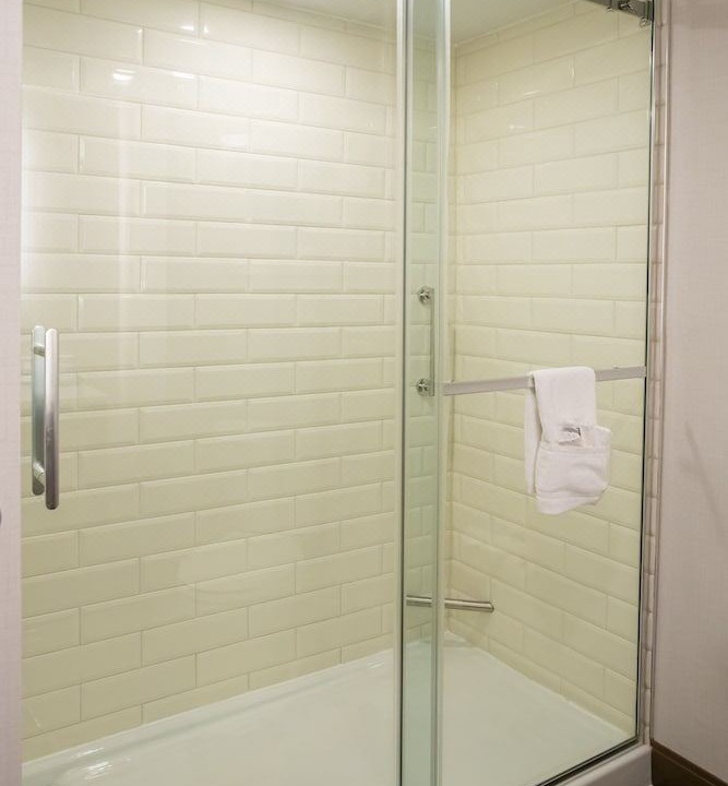 Photo of Bathroom in Point Edward