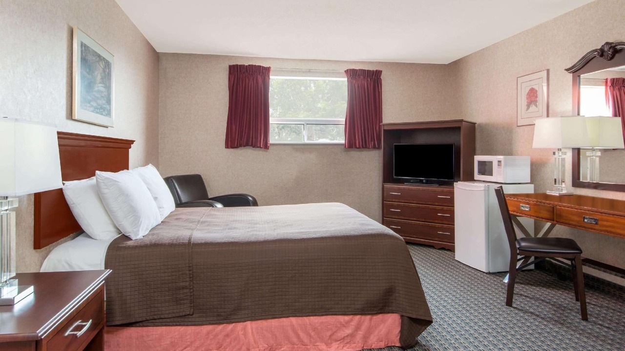 Photo of Livingroom in Gravenhurst