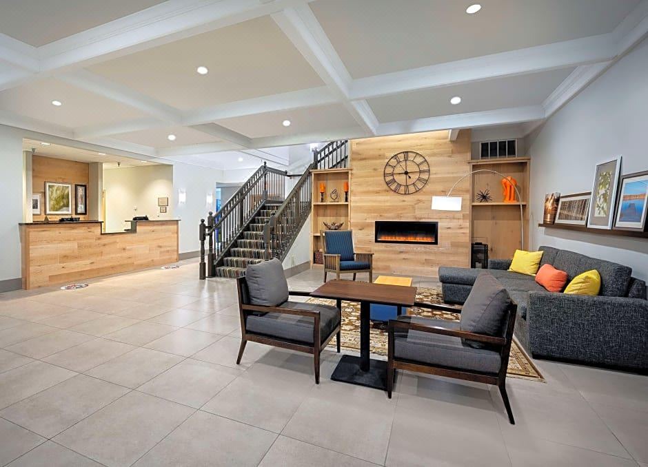 Photo of Livingroom in Albertville