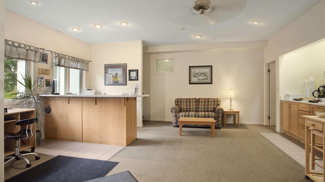 Photo of Livingroom in Bracebridge