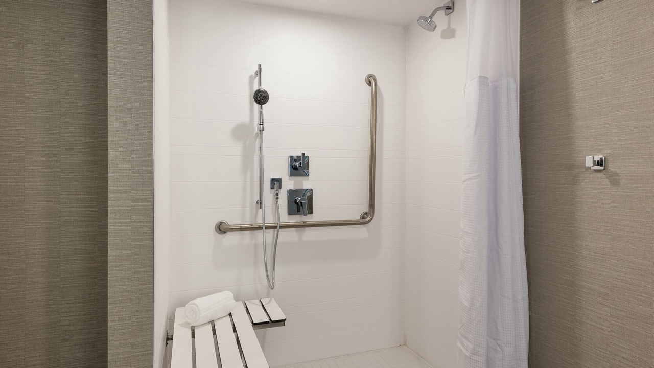 Photo of Bathroom in Byward Market - Parliament Hill