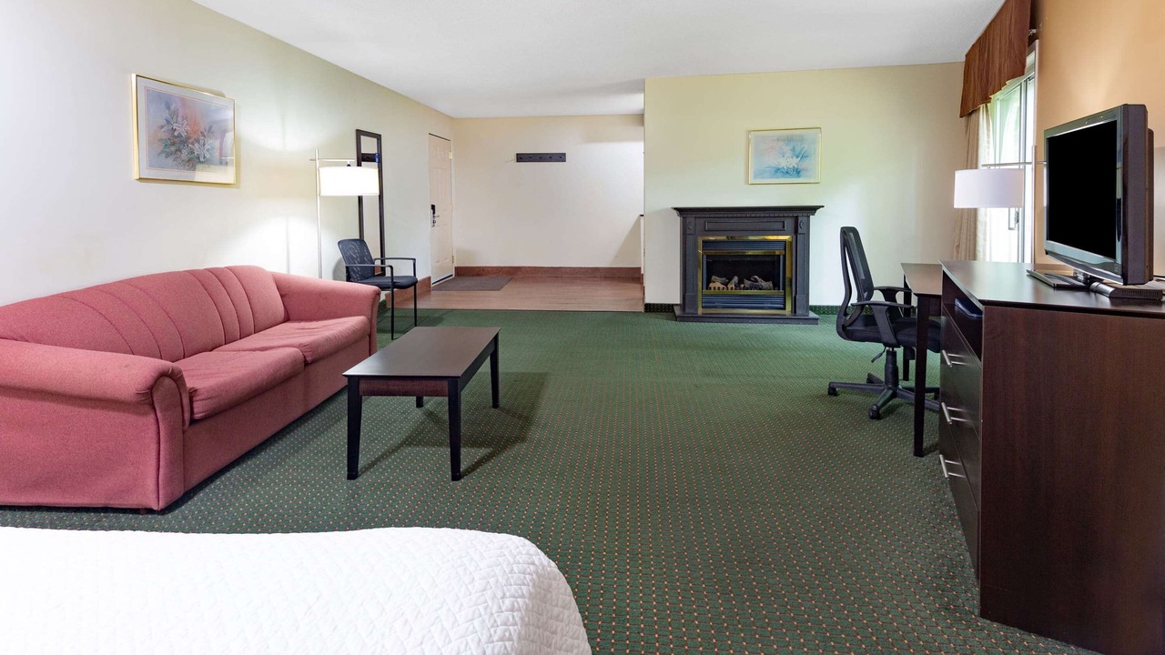 Photo of Livingroom in Bracebridge