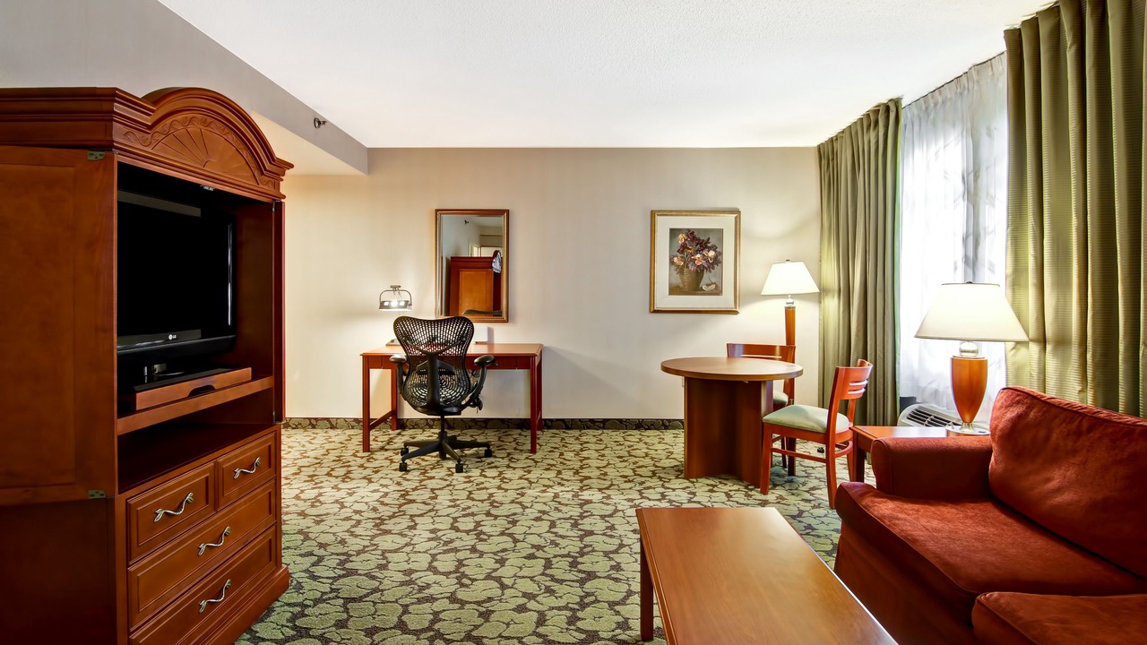 Photo of Livingroom in Thornhill