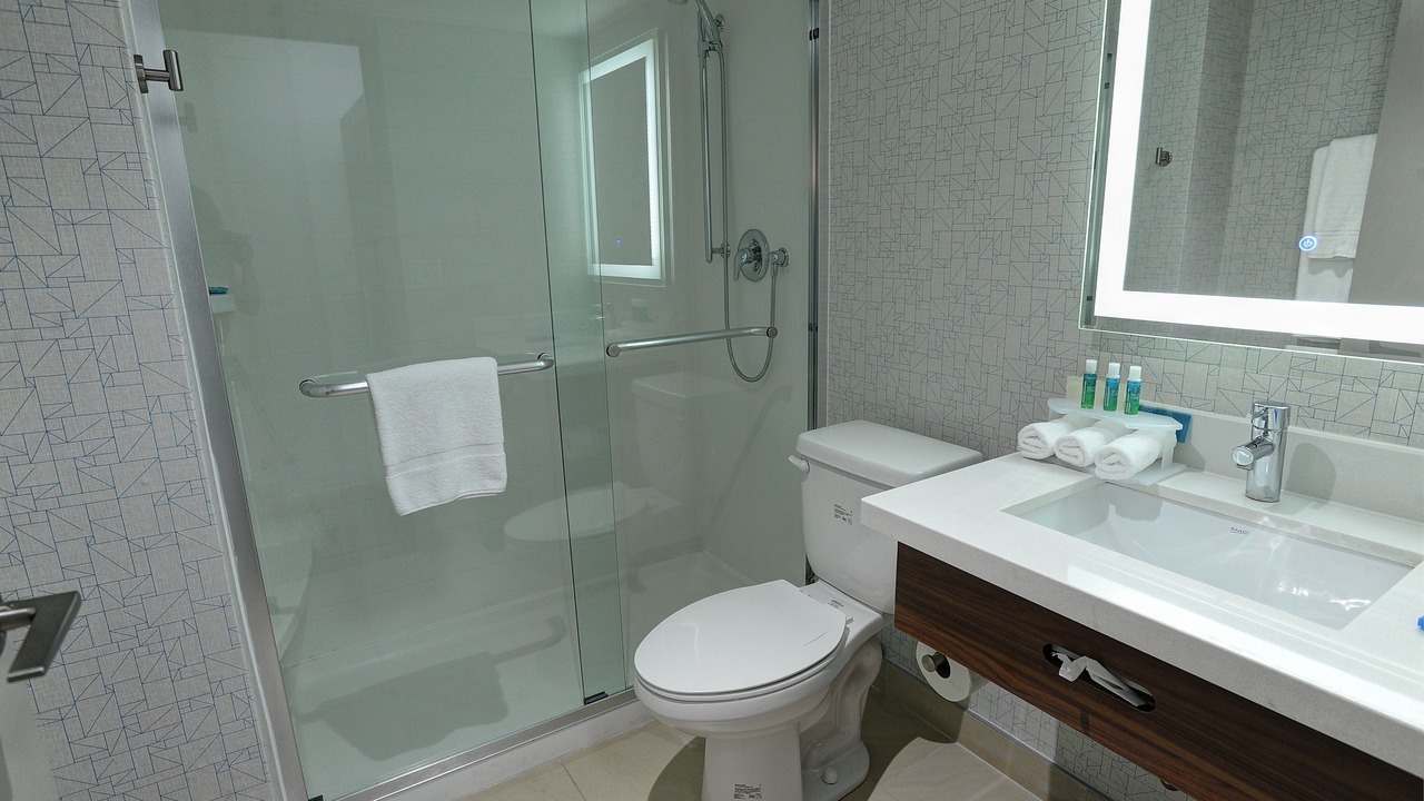 Photo of Bathroom in Northeast Mississauga