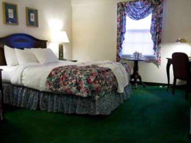 Photo of Bedroom in Point Edward