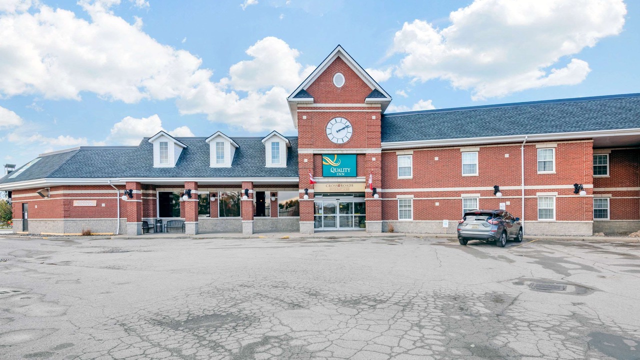 Photo of Buildings in Point Edward