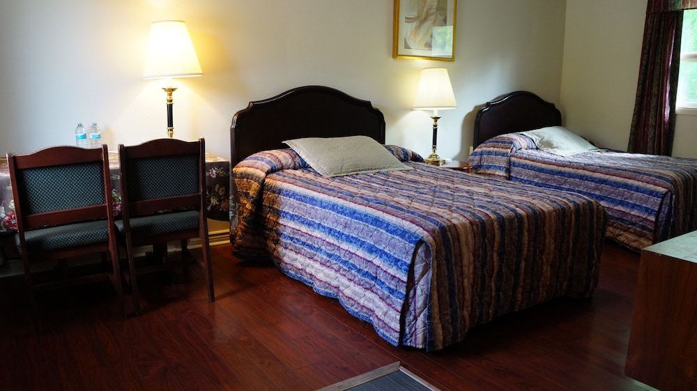 Photo of Bedroom in Madoc