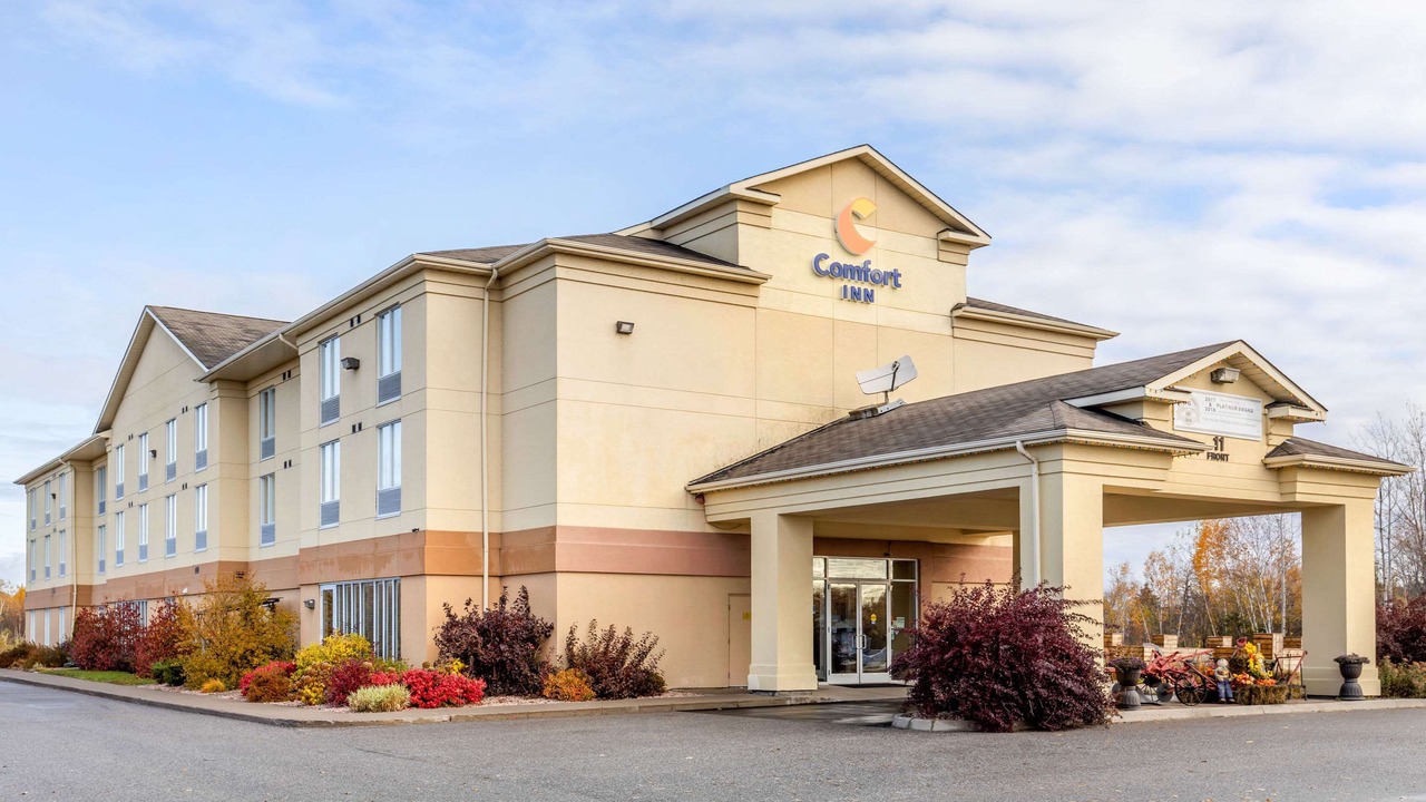 Photo of Buildings in Sturgeon Falls