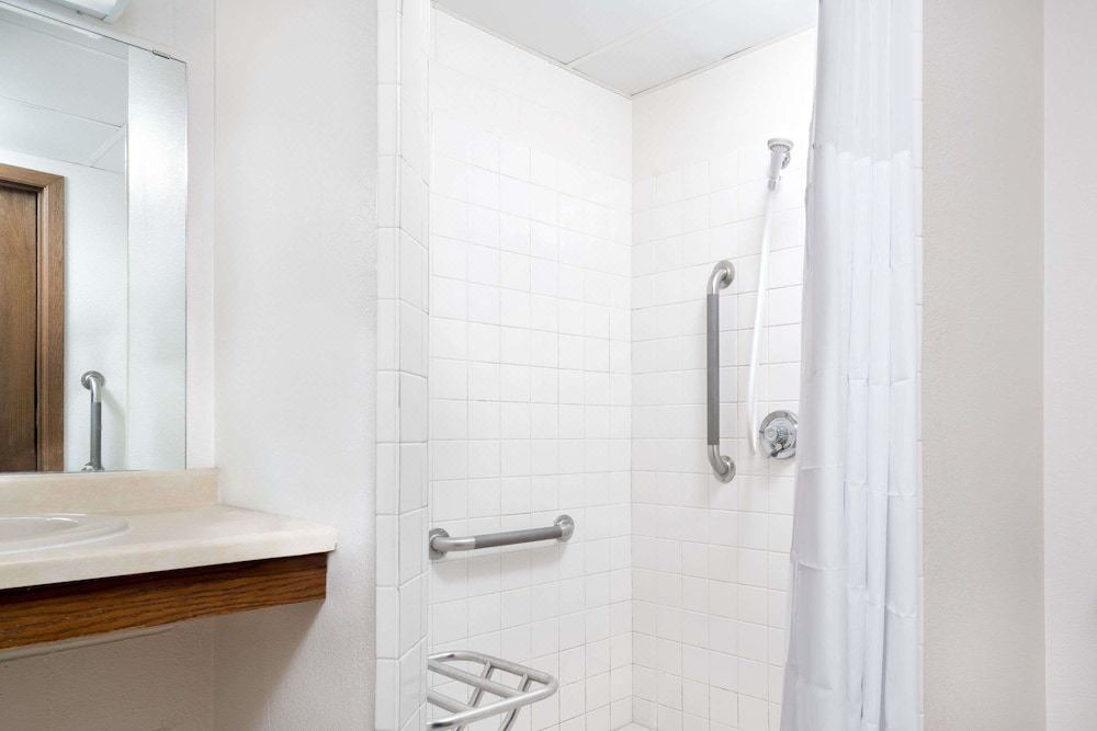 Photo of Bathroom in St. Cloud