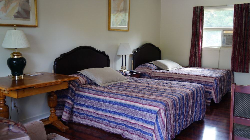 Photo of Bedroom in Madoc