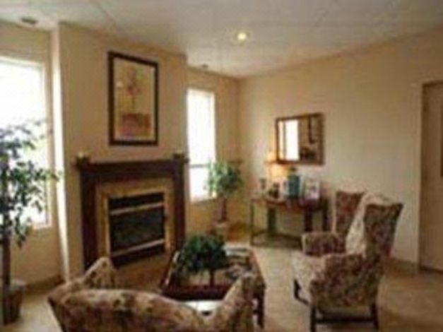 Photo of Livingroom in Brockville